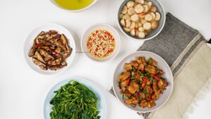 Mâm Cơm Nhà 3 Món: Đậm Đà Hương Vị Cao Nguyên Với Thịt Rang Tiêu Xay Đắk Lắk